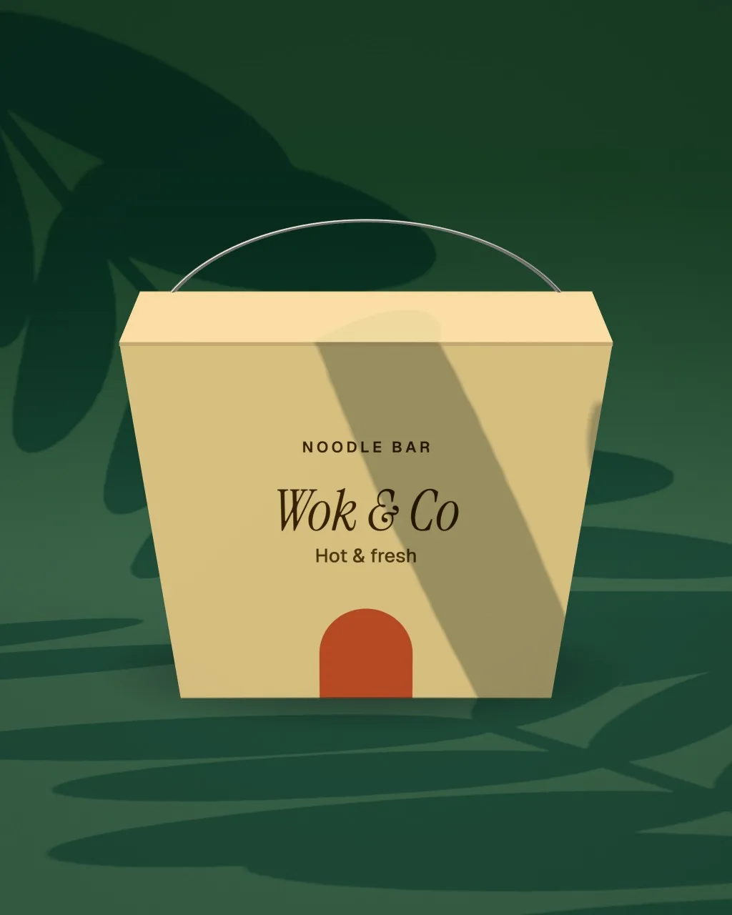 Mockup: Caixa para viagem sobre fundo verde-floresta, vista frontal