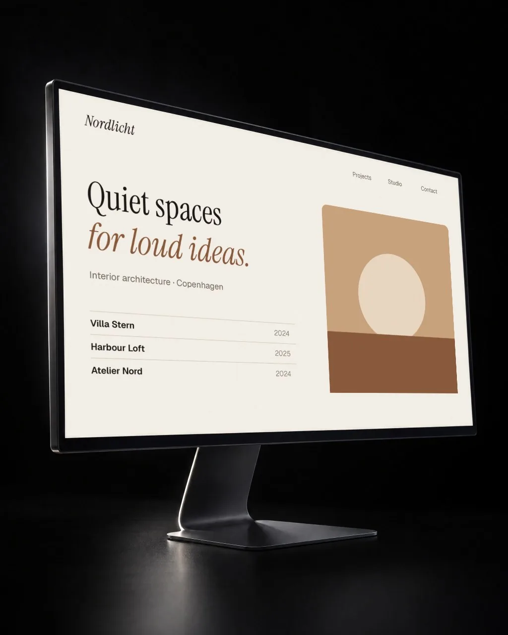Mockup: Monitor en la oscuridad