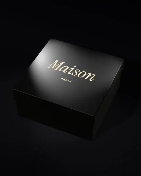 Gift box with lid · Black · angled mockup
